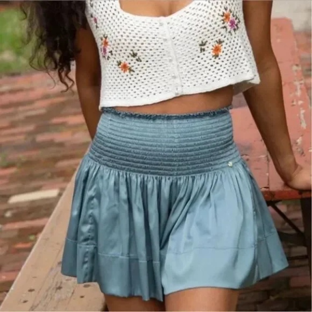 NATURAL LIFE Teal Smocked Skort